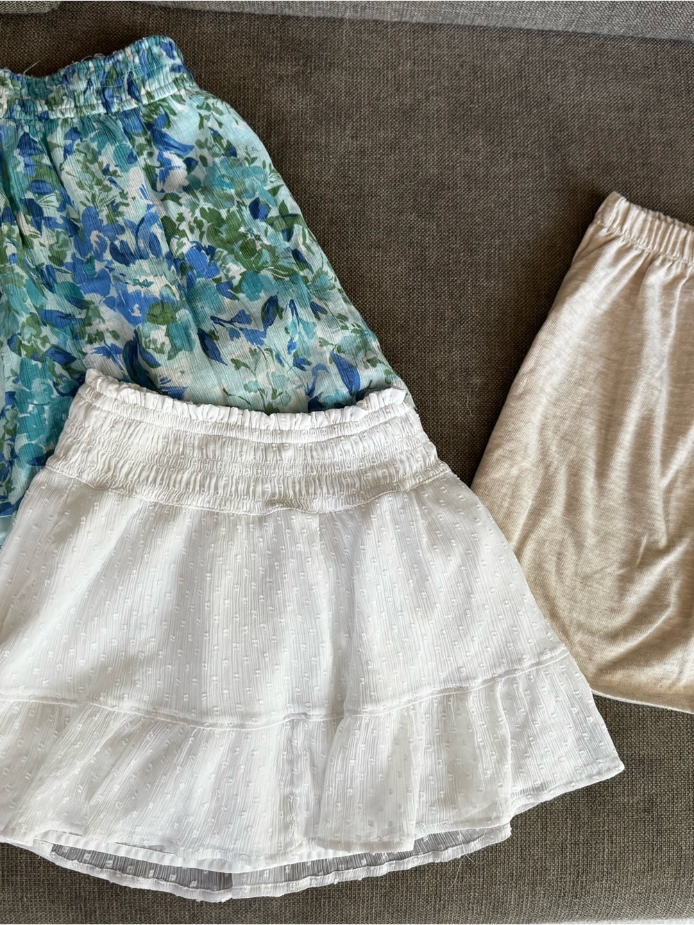 Girls flowy skirt trio - Abercrombie, Zara